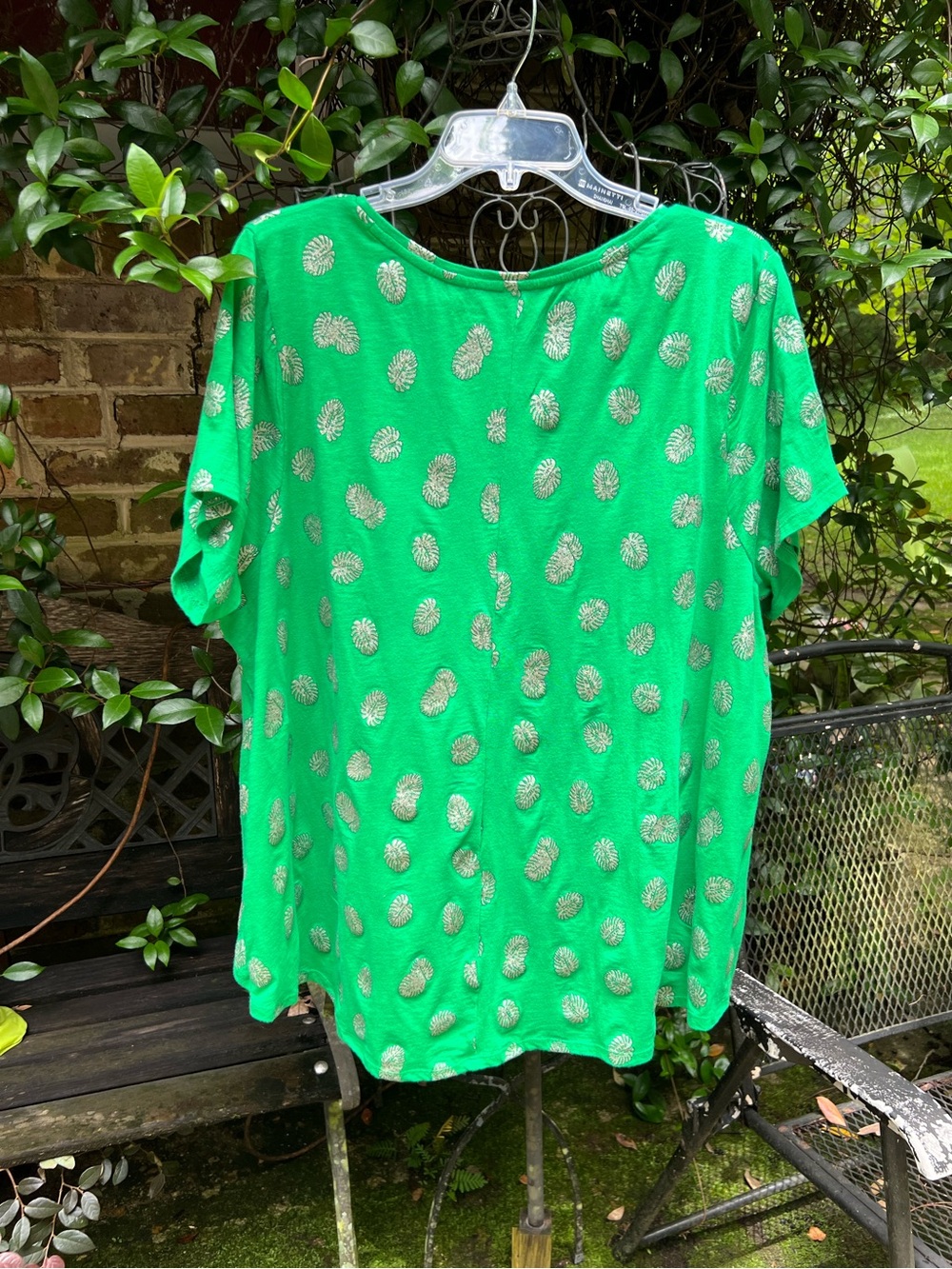 Crown & Ivy Tunic Top- in excellent NWOT condition. - Picture 7 of 7